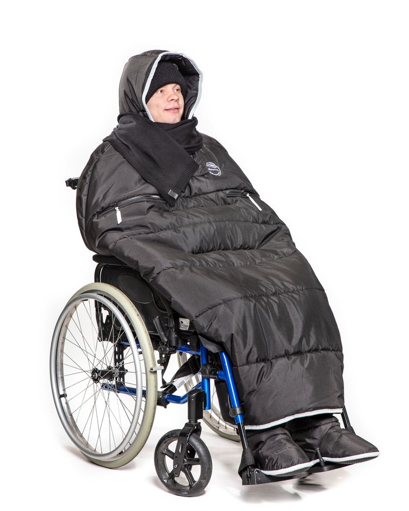 All-In -paketti (poncho, tossut,huivi ja pipo/panta)