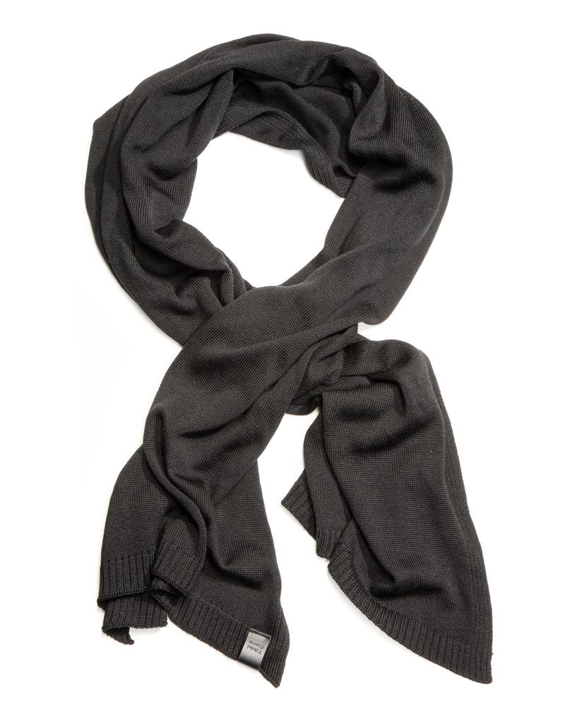 All-In -paketti (poncho, tossut,huivi ja pipo/panta)