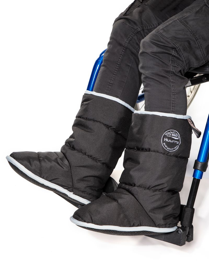 Premium-paketti (poncho + tossut)